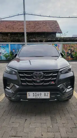 Fortuner VRZ GR 2.8 disel AT kediri