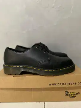 Dr. Martens Vegan 1461 Black Felix Rub Off