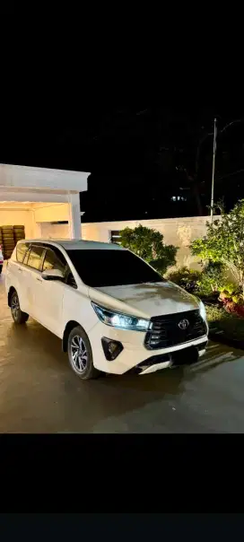 Toyota Innova Reborn 2.4 V Matic Diesel