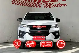 (LOW KM98rb) Toyota Fortuner VRZ TRD 2.4 AT 2018