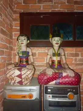 DIJUAL SEPASANG PATUNG RORO BLONYO KAYU ASLI KERAJINAN JOGJA