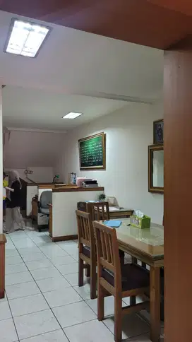 Strategis Cocok utk Usaha rumah main road Jl Pelajar Pejuang Bandung