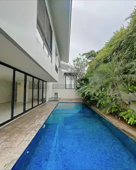 DIAMOND PROPERTY! Townhouse Kemang 401m² Pool Siap Huni!