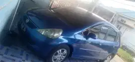 Honda jazz 2005 matik mulus