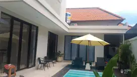 Villa baru nuansa minimalis dan meditrania Disewakan, di daerah Sanur