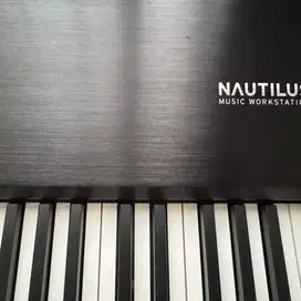Workstation Keyboard Korg Nutilus 88 Keys Like New & No Minus