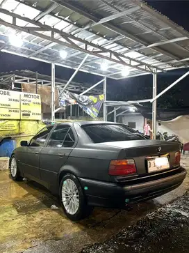 BMW e36 318i 1992 m40