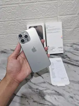 Iphone 15 pro max 256gb garansi on Ibox/digimap