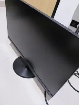 Monitor lenovo ukuran 24 - LED kondisi bagus