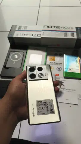 infinix note 40pro5g racing edition