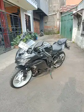 Kawasaki ZX25R 2023 istimewa