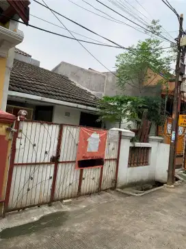 Di Jual Rumah Selangkah Ke Jakarta!!! Dalam Perumahan Pondok cipta