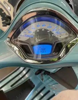 Di jual vespa piagio gts 300