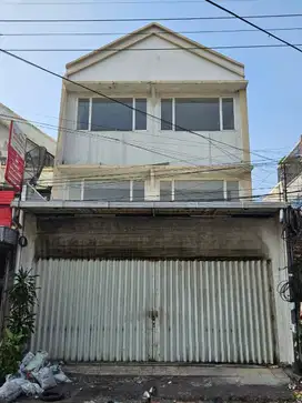 Disewakan Ruko  3 lantai Ngagel Rejo Kidul