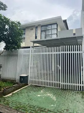 DISEWAKAN RUMAH HUNI FULL FURNISHED