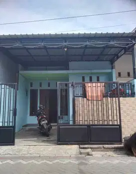 Rumah Siap Huni Lokasi Sememi Jaya Surabaya