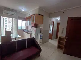 Disewakan 1 thn apartemen mediterania boulevad