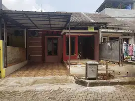 Disewakan Rumah Asri Cluster di Bekasi Timur (Mustika Sari)