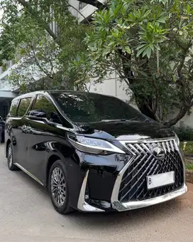 Lexus LM350 7-Seater
