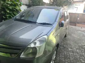 Grand Nissan Livina 2013