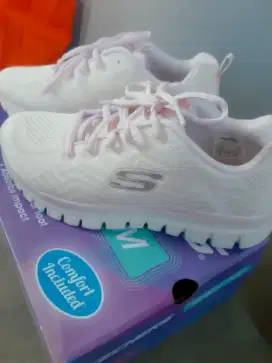 Sepatu olahraga Skechers Original