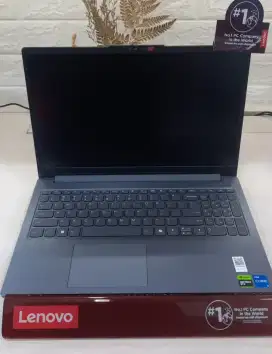 LOQ 15IAX9E i5-12450HX| 12gb| 512gb| RTX 3050 6gb|15in w11+ Bisa TT