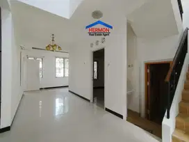 Rumah 2 lantai Bagus Siap Huni di Kota Wisata Cibubur , Harga Miring