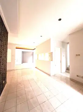 DIJUAL RUMAH MURAH RANGKA BAJARINGAN LT 144 KOTA WISATA CIBUBUR  BOGOR