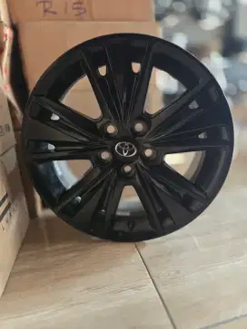 Velg oem toyota innova venture R17 pcd 5x114 lebar 75 et35 ada 4bj