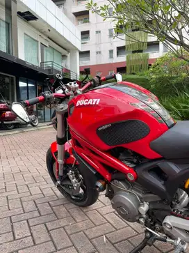 Ducati Monster 795 ABS