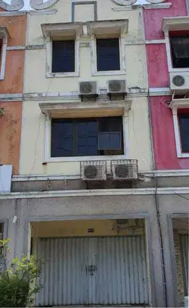 JUAL Ruko strategis 3.5 lantai villa bukit mas