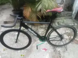 sepeda fixie alloy wim cycle torpedo