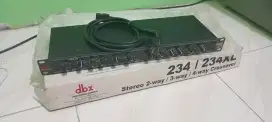 Dbx crossover 234XL