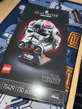 LEGO Star Wars TM 75429 AT-AT Driver Helmet