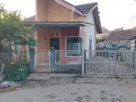 Dijual Murah Rumah Dekat Kencana Loka BSD
