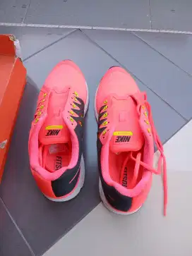Jual cepat sepatu nike ukuran 44