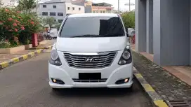 Hyundai H1 bensin 2017 Elegance 12 seat