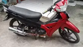 Vega r isi komplit