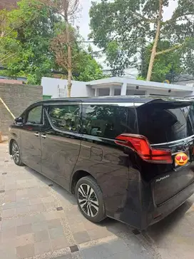 Toyota Alphard 2022 Bensin