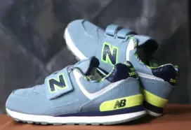 Jual Sepatu Anak New Balance