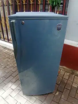 Kulkas Sharp ori