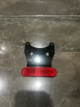 Cat eye reflektor plat vespa