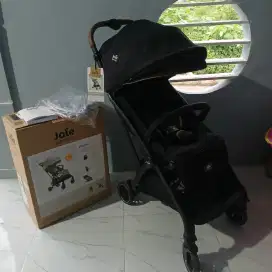 Stroller Joie Tourist Signature Cabin size Autofold