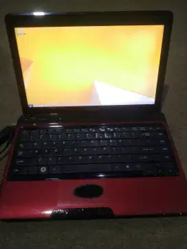 Laptop Toshiba L735 core i5 2410M gen 2