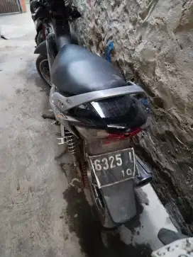 Di jual motor honda karisma
