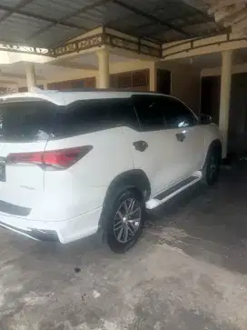 Jual mobil Fortuner