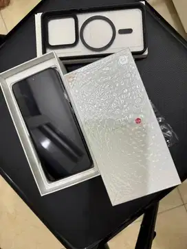 Xiaomi 14 (12/256GB) | Snapdragon®️ 8 Gen 3