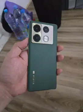 Infinix note 40 pro 5G 8/256 -pemakaian,nominus(btangan)NETT,COD PLUIT