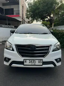 Innova V Diesel Matic 2012 Putih Istimewa Semarang
