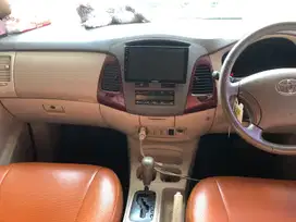 Toyota Kijang Innova 2005 Bensin
